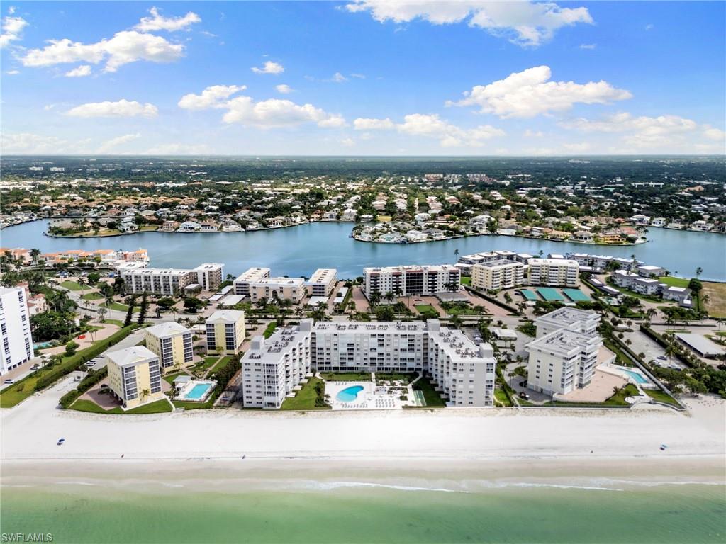 3443 Gulf Shore BLVD N # 204