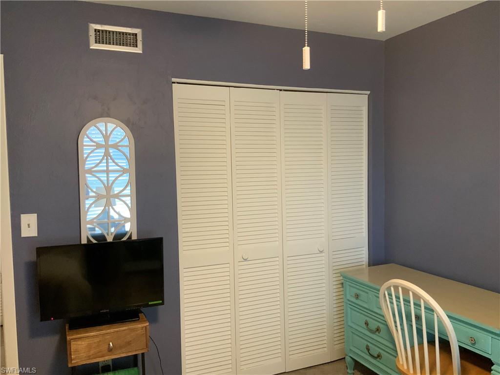 5530 Rattlesnake Hammock RD # K103, NAPLES Unit: K103