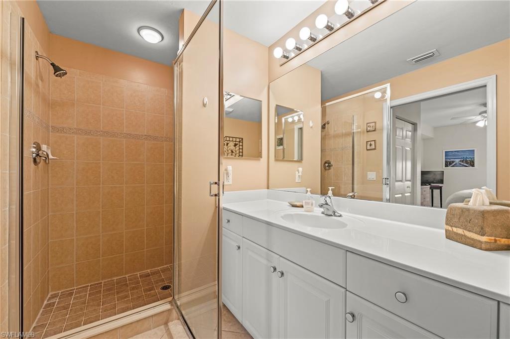 4000 Loblolly Bay DR # 206 Unit: 8-206