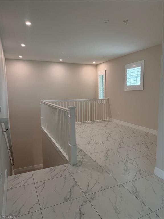 251 Indies Dr E # 201