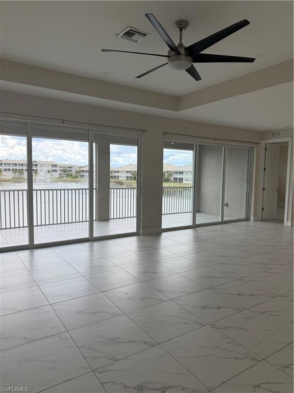 251 Indies Dr E # 201