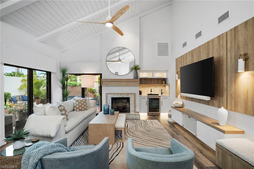 504 Tierra Mar LN E # 2