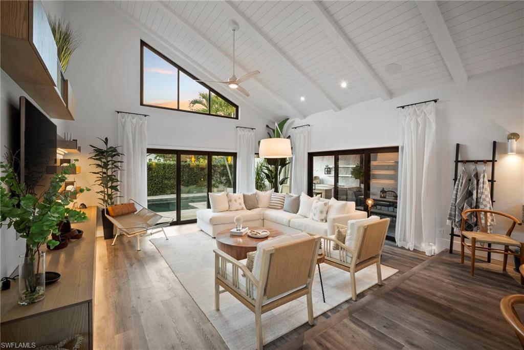 504 Tierra Mar LN E # 2