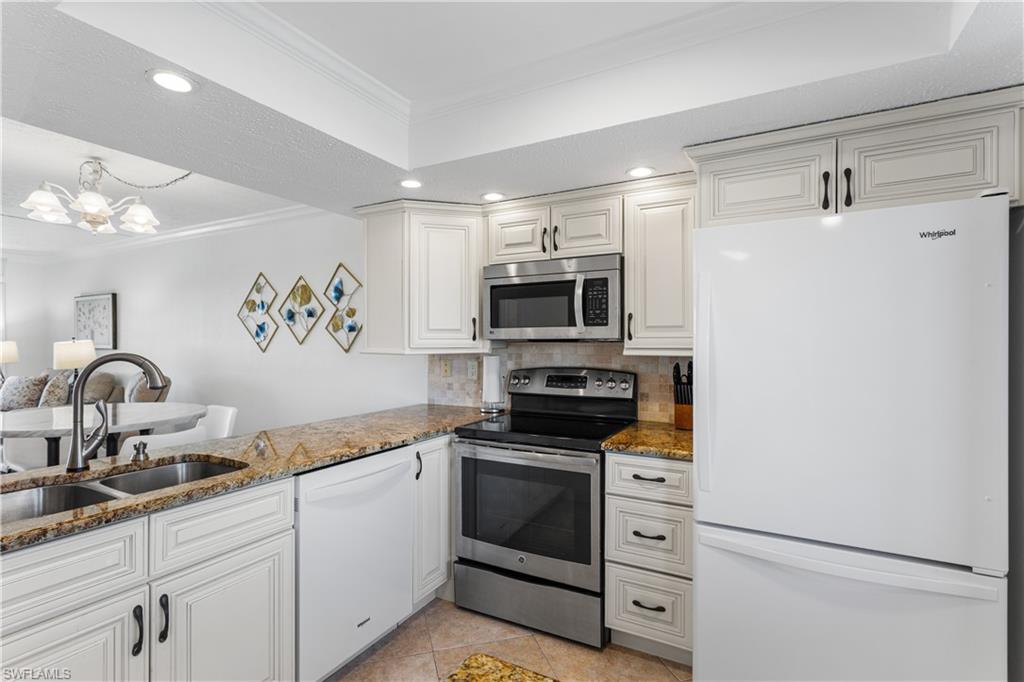 4835 Bonita Beach RD # 104, BONITA SPRINGS Unit: 104