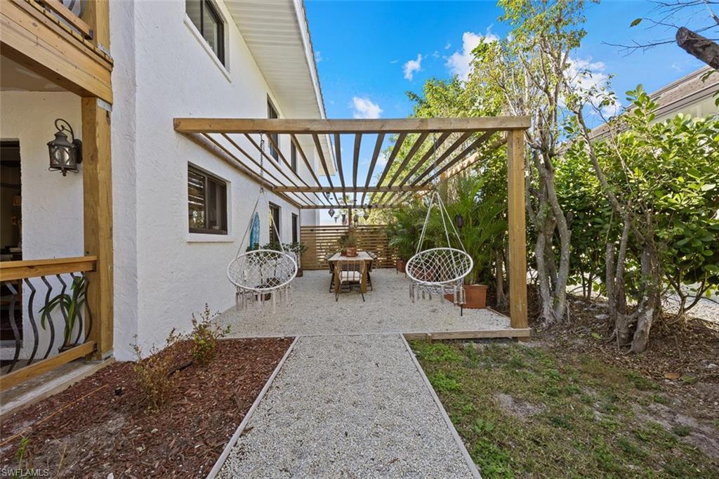 10602 Vanderbilt DR