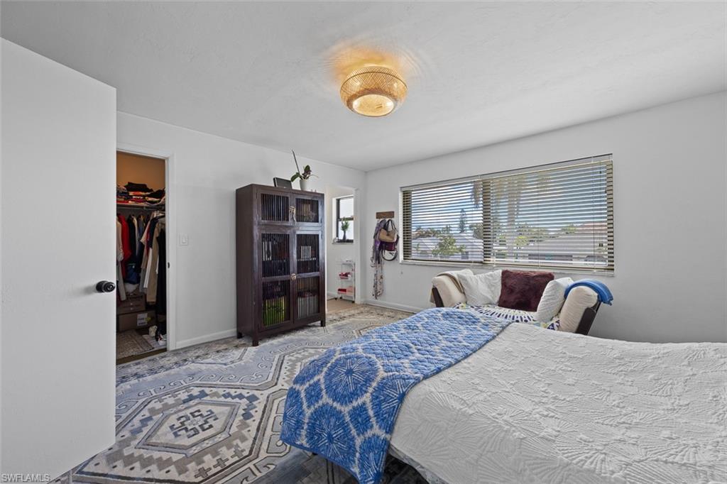 10602 Vanderbilt DR