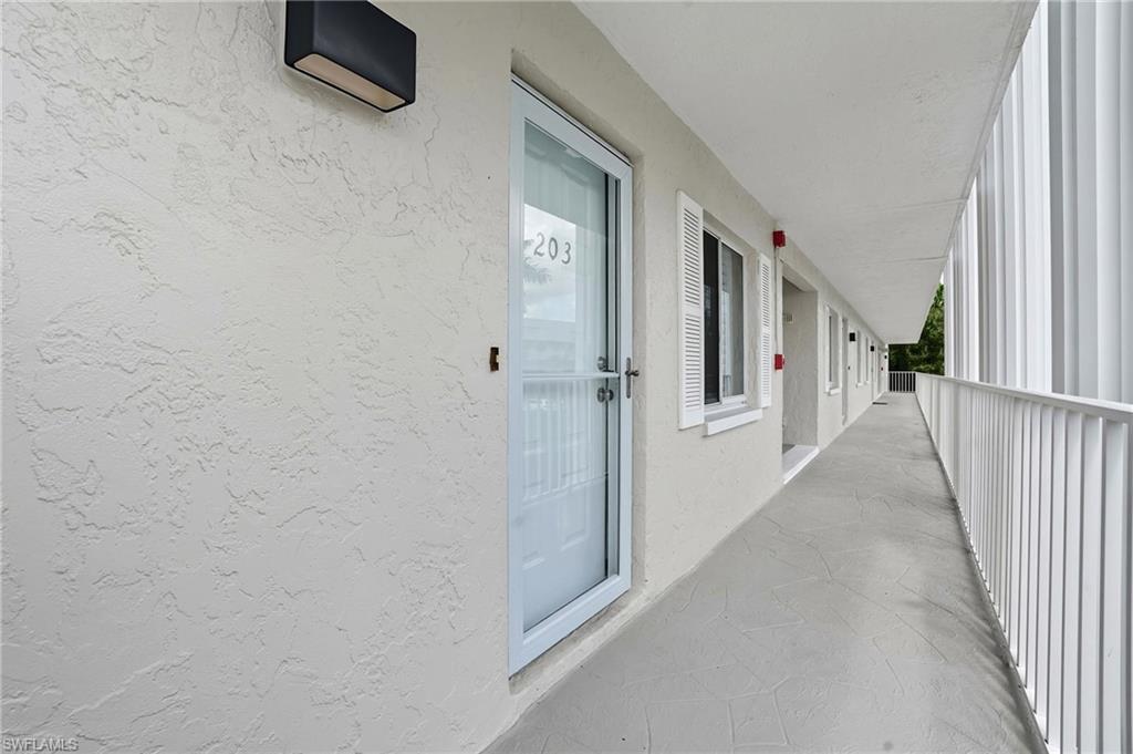 3062 Sandpiper Bay CIR # K203