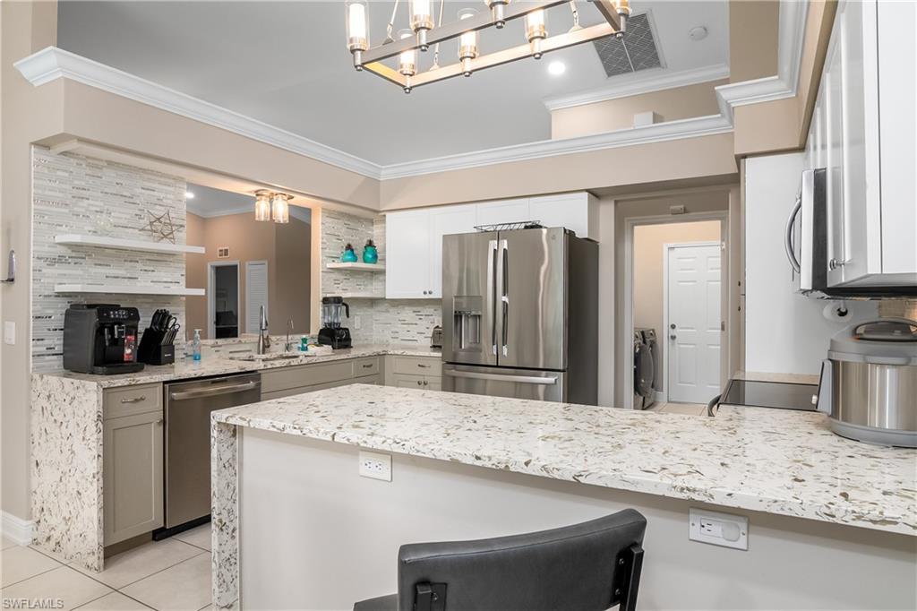 4975 Hickory Wood DR