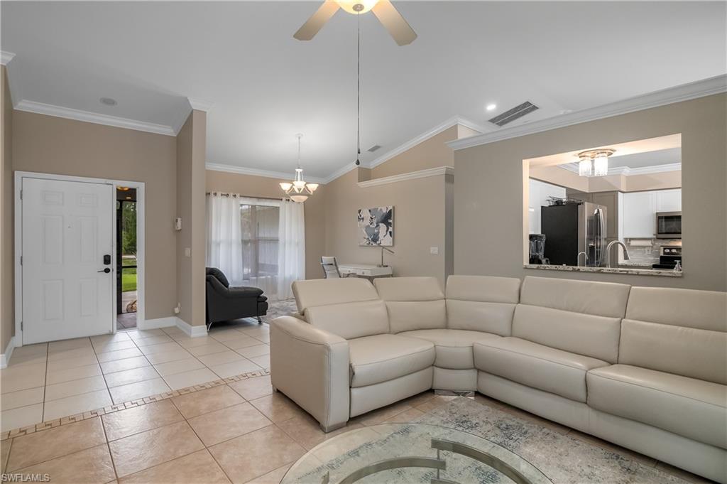 4975 Hickory Wood DR