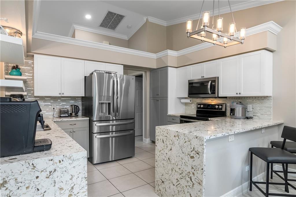 4975 Hickory Wood DR