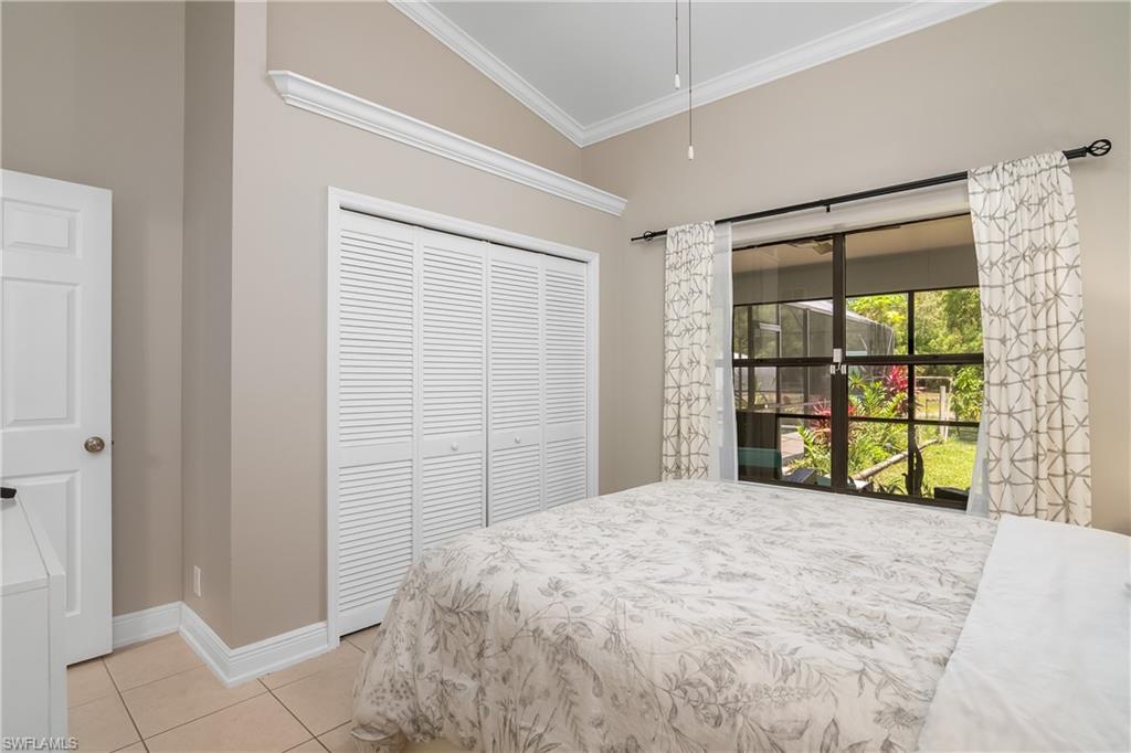 4975 Hickory Wood DR