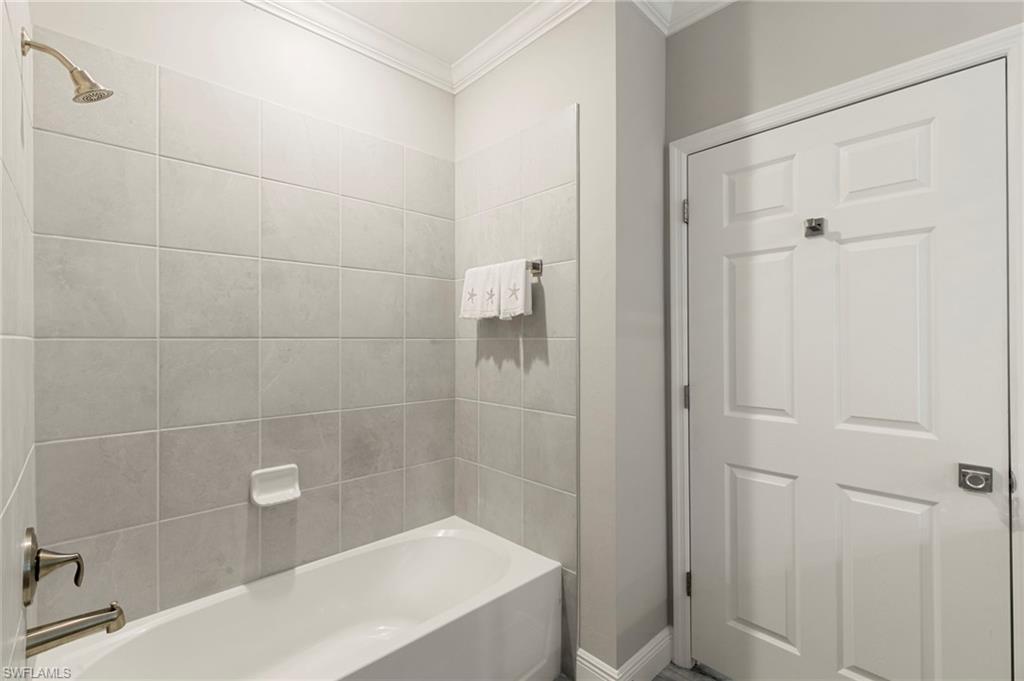 12000 Santaluz DR # 101