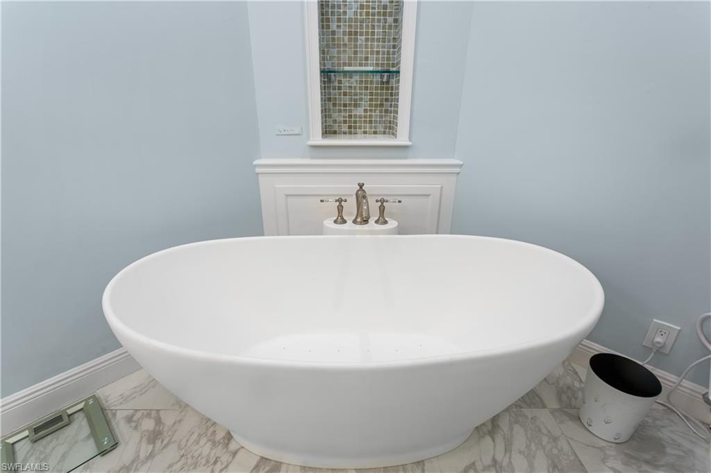 7515 Pelican Bay BLVD # B Unit: 19-B