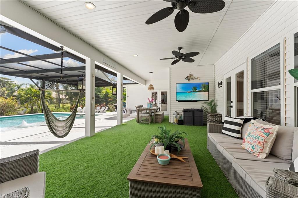 13711 Hickory Run LN