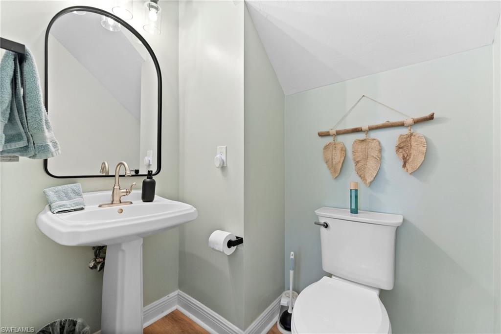 13711 Hickory Run LN