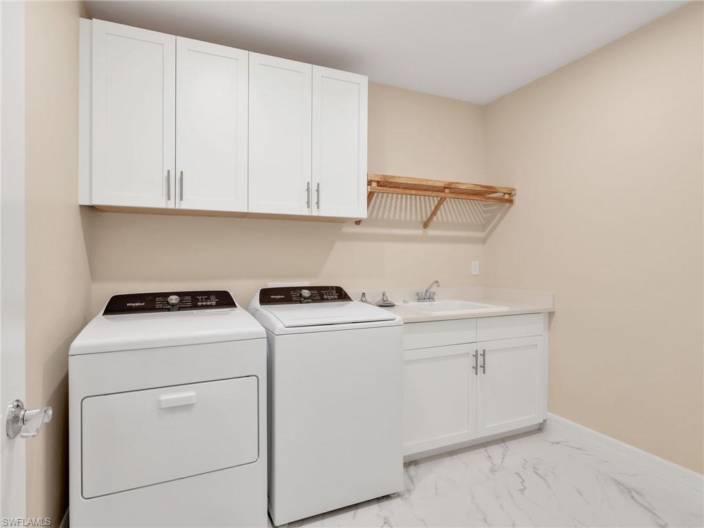 257 Indies Dr E # 102