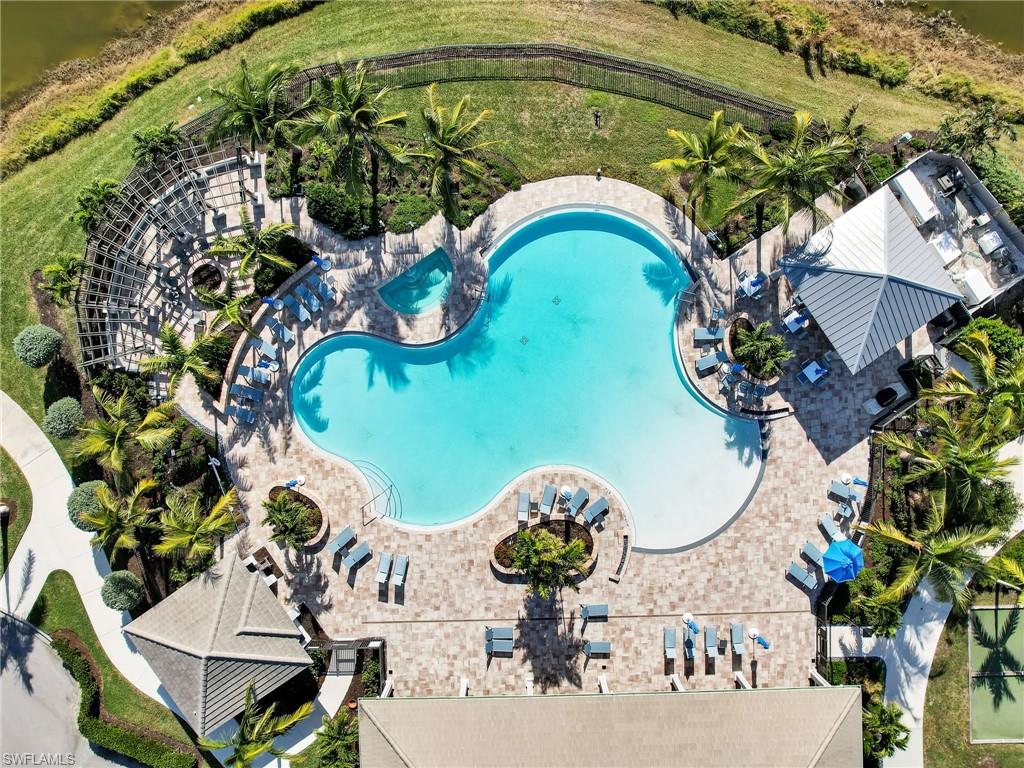 257 Indies Dr E # 102