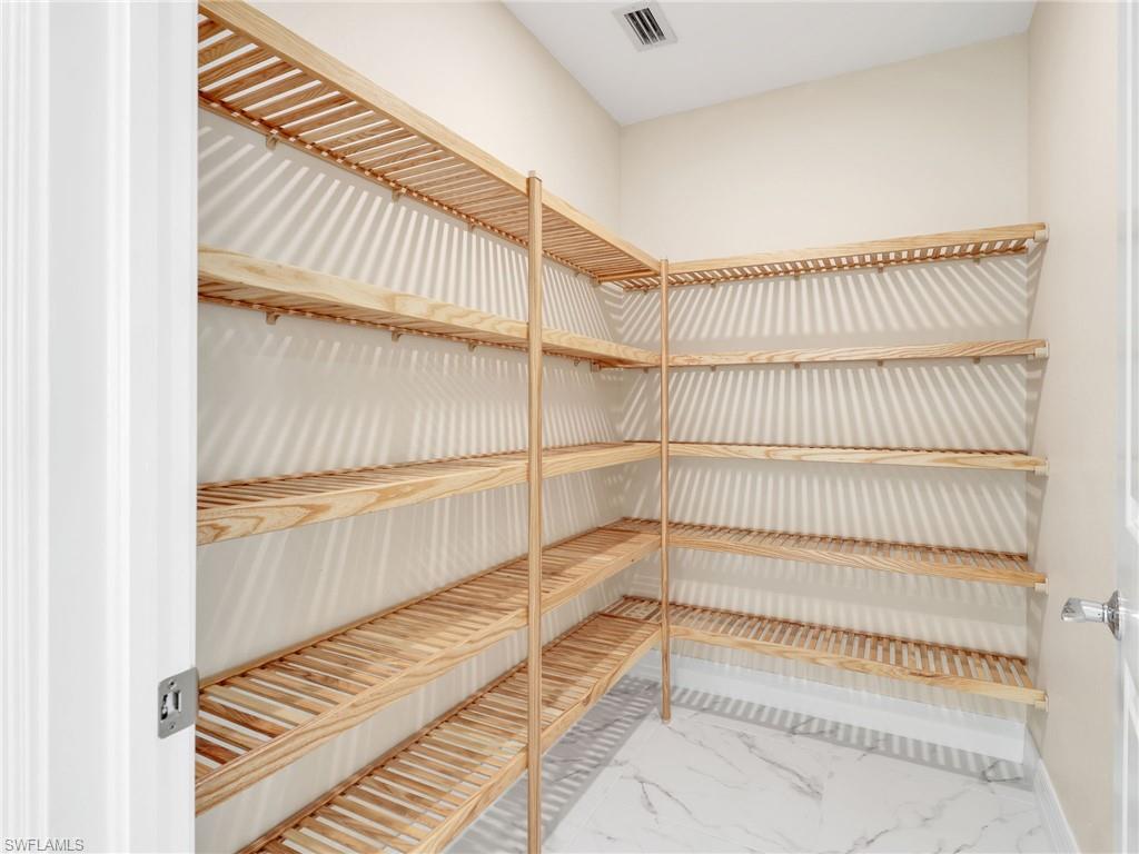 257 Indies Dr E # 102