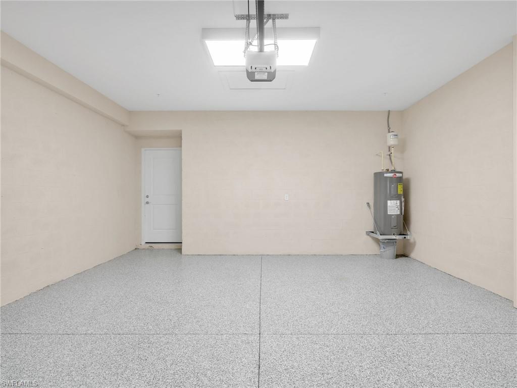 257 Indies Dr E # 102