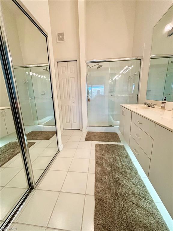 6650 SE Beach Resort DR # 910