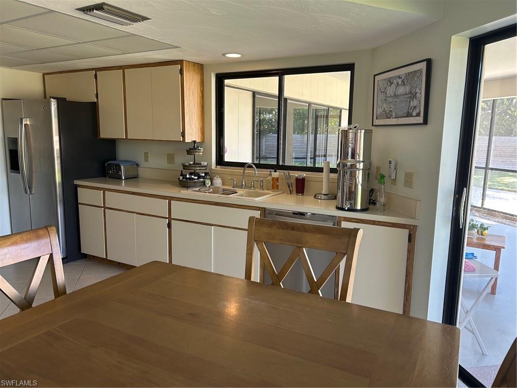 1982 Sheffield AVE, MARCO ISLAND