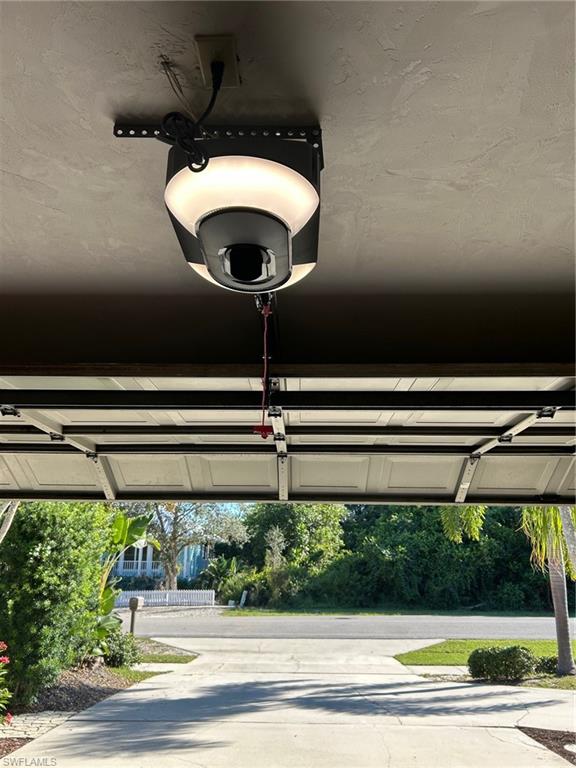 1982 Sheffield AVE, MARCO ISLAND