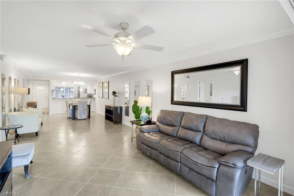 2462 Hidden Lake DR # 201