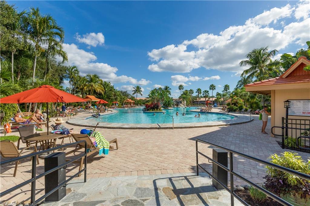 2462 Hidden Lake DR # 201