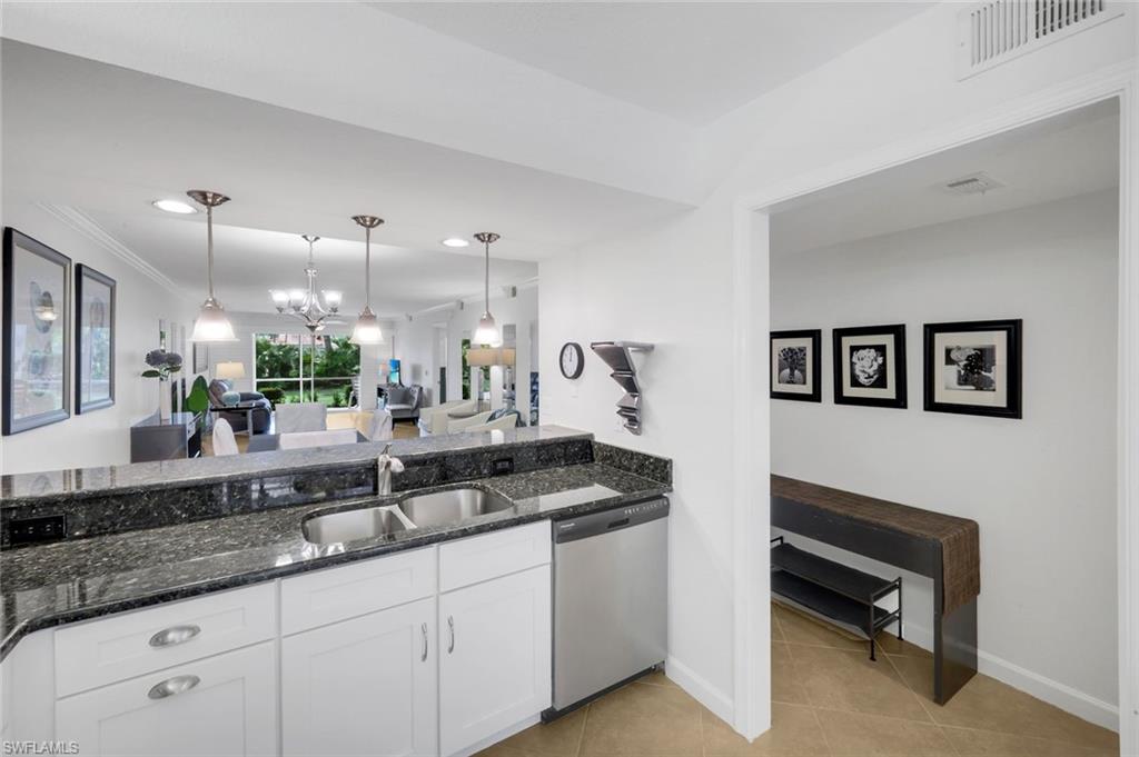 2462 Hidden Lake DR # 201