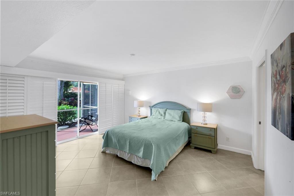 2462 Hidden Lake DR # 201