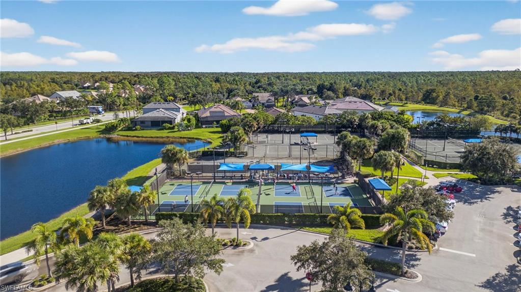 7057 Live Oak DR, NAPLES