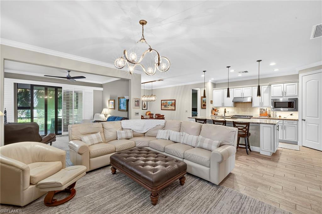 7057 Live Oak DR, NAPLES