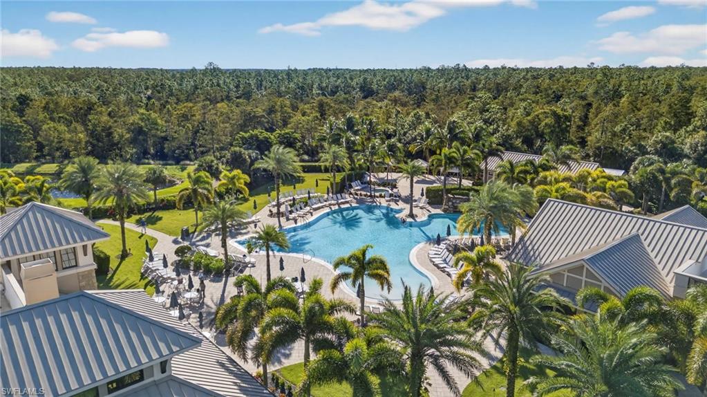 7057 Live Oak DR, NAPLES