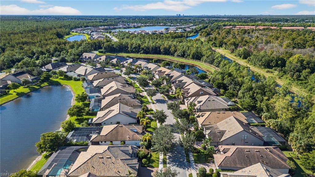 7057 Live Oak DR, NAPLES