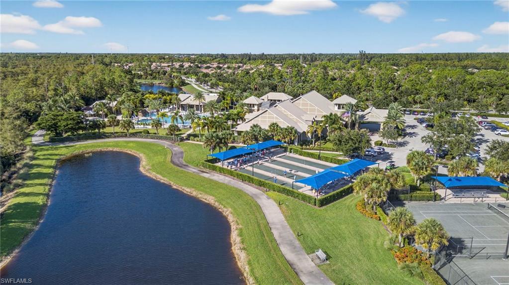 7057 Live Oak DR, NAPLES