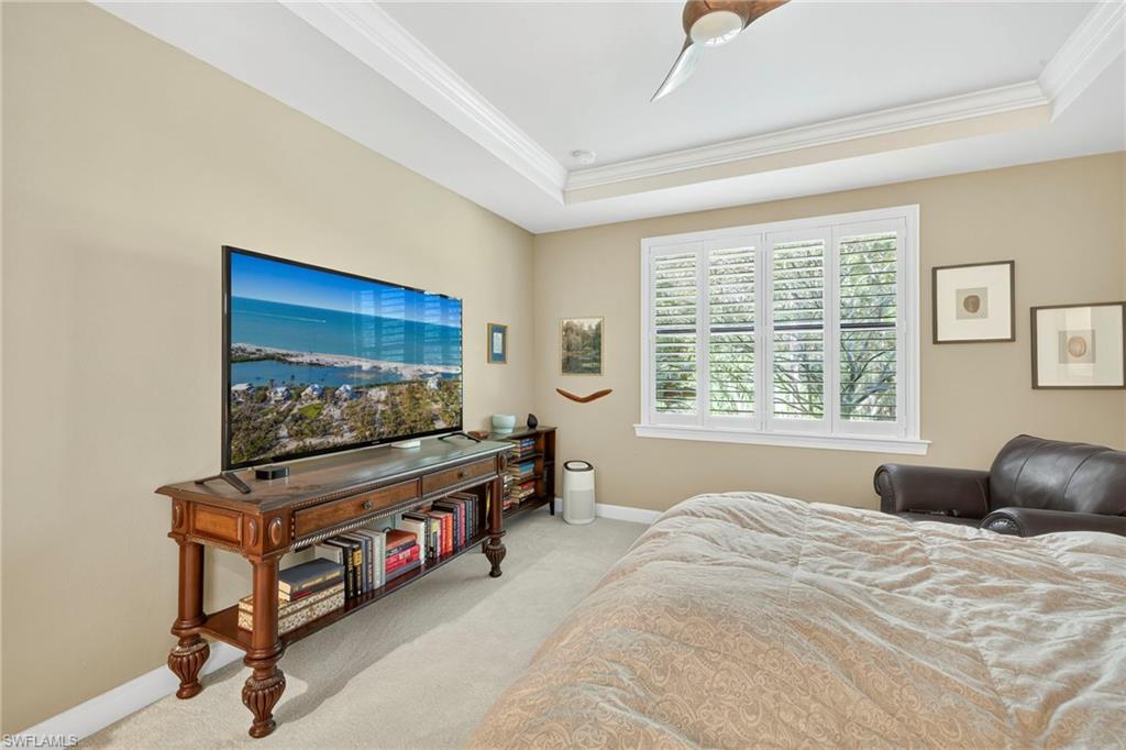 7057 Live Oak DR, NAPLES