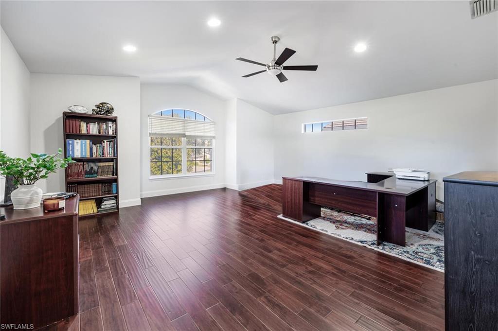 5908 Three Iron DR # 2204, NAPLES Unit: 2204