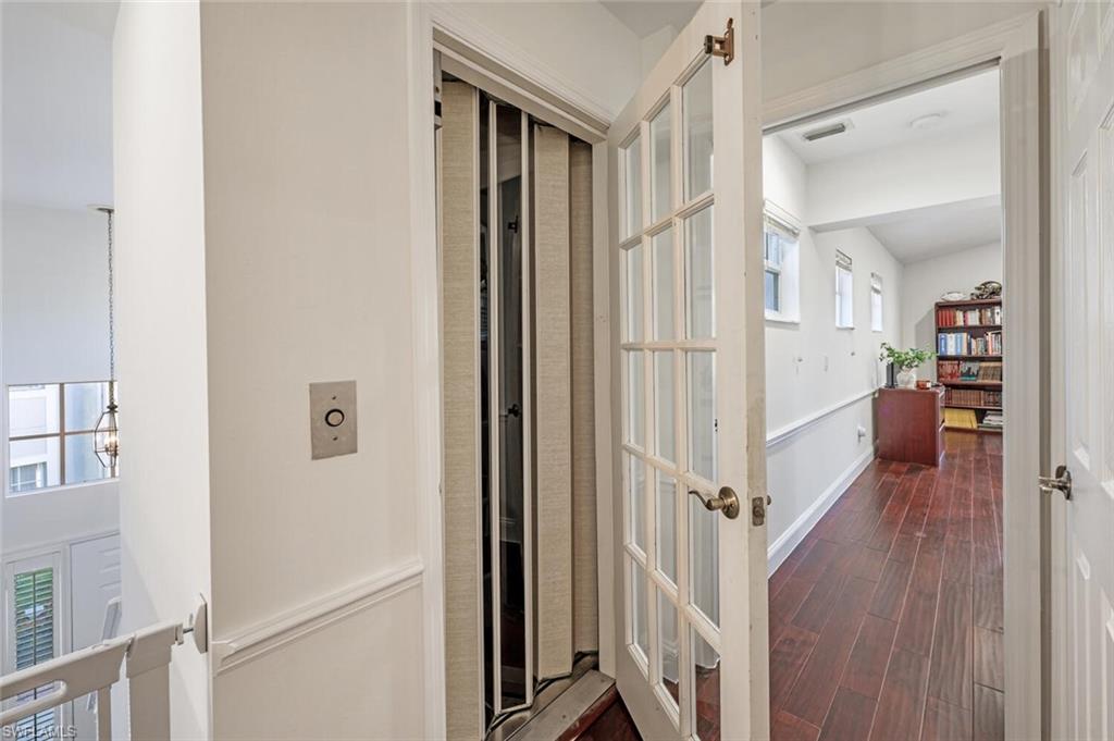 5908 Three Iron DR # 2204, NAPLES Unit: 2204