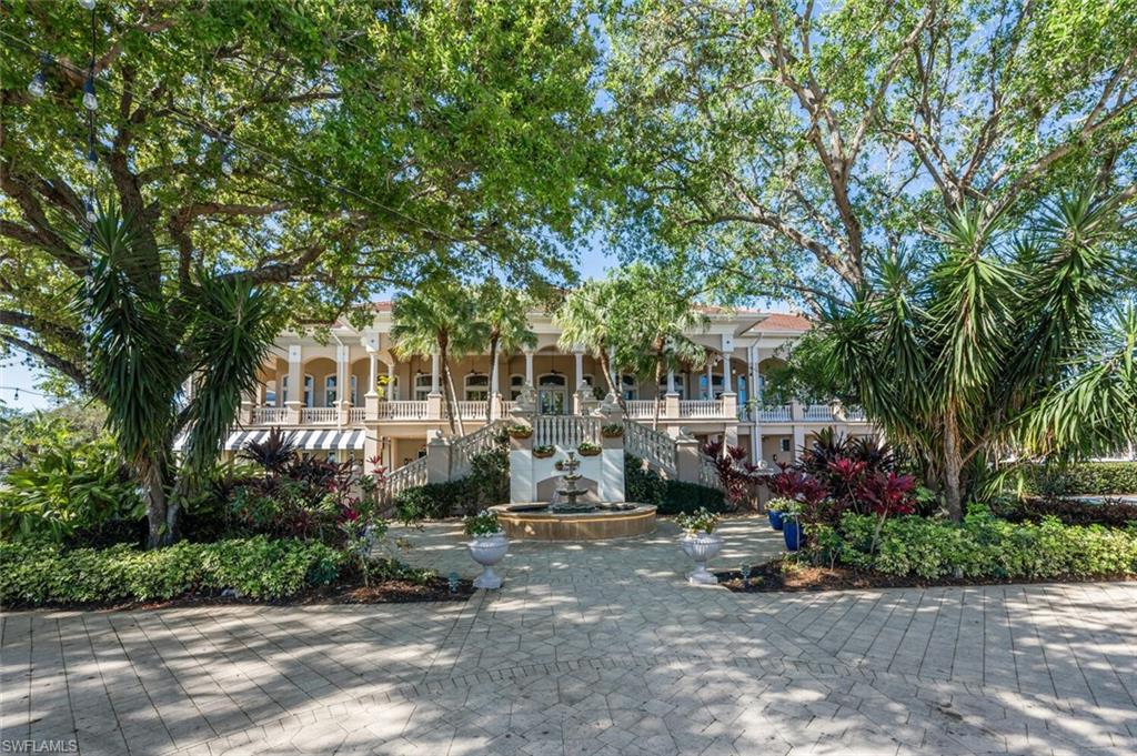 5908 Three Iron DR # 2204, NAPLES Unit: 2204