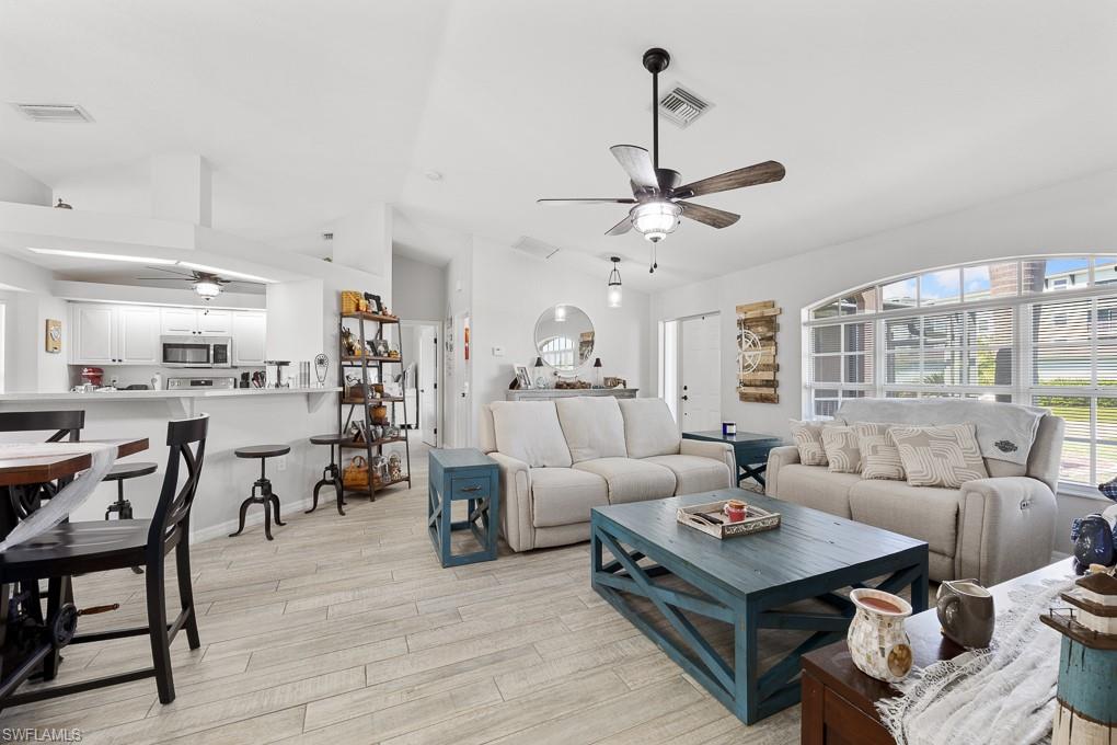 1804 SW 38th TER, CAPE CORAL