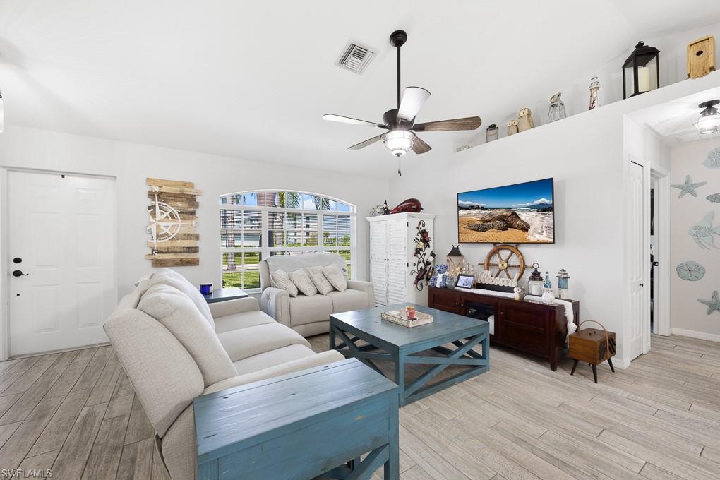 1804 SW 38th TER, CAPE CORAL