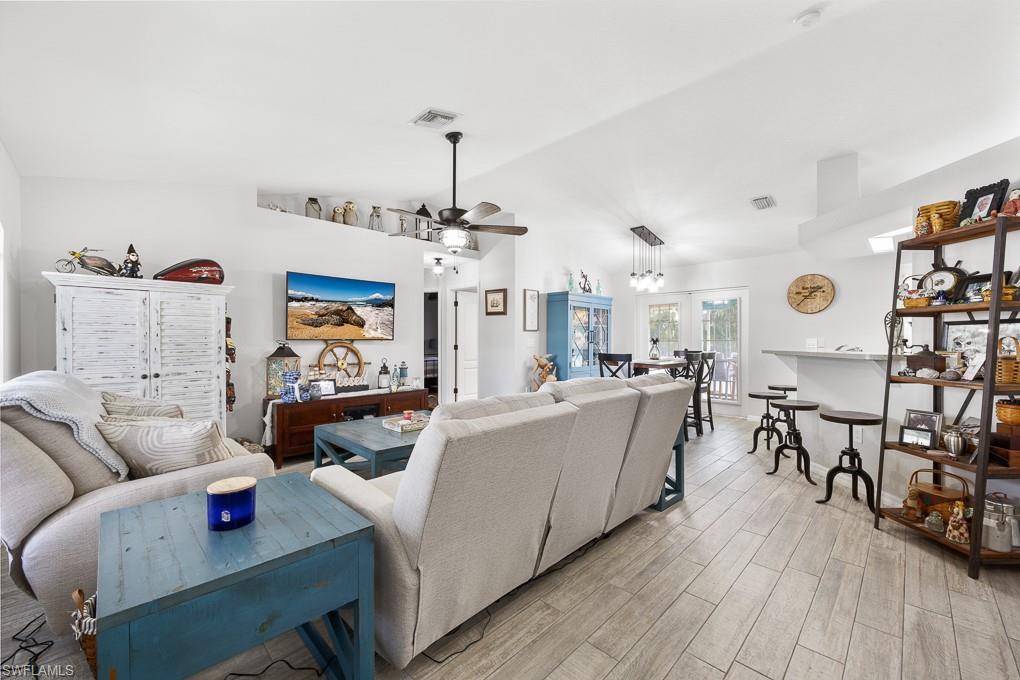 1804 SW 38th TER, CAPE CORAL