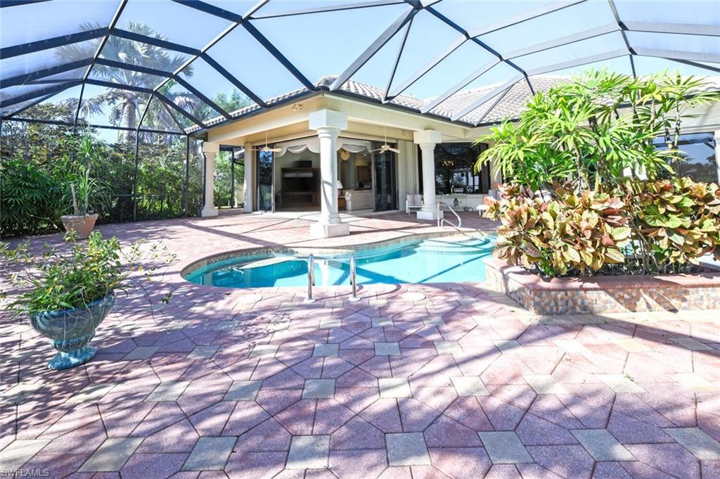3022 Gainesborough CT, NAPLES