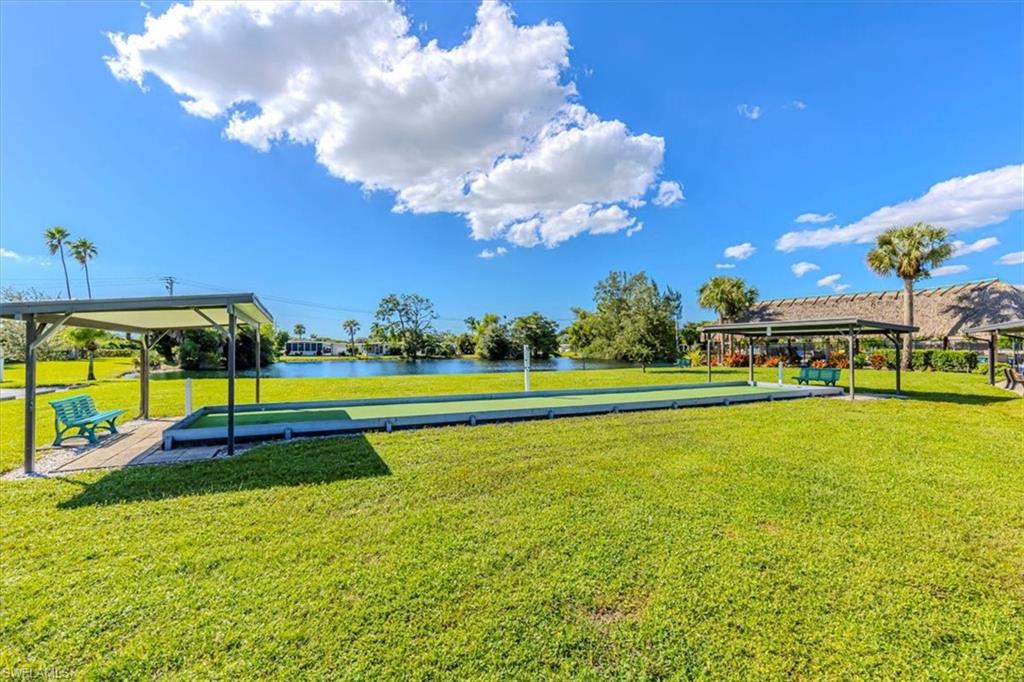 124 Versailles CIR, NAPLES