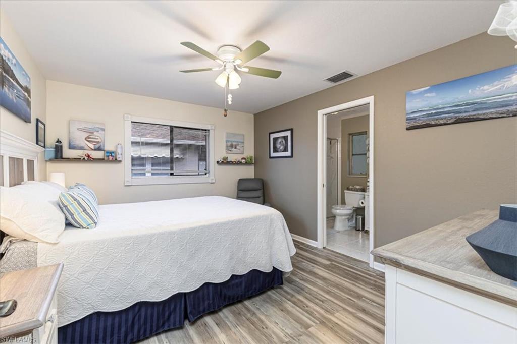 124 Versailles CIR, NAPLES