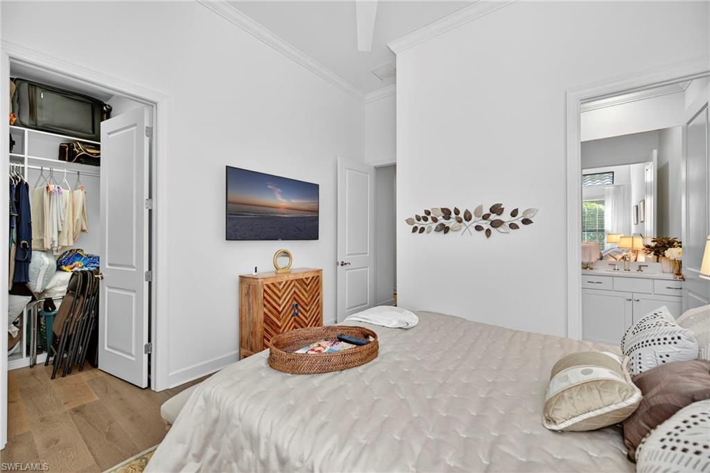 9450 Galliano TER, NAPLES