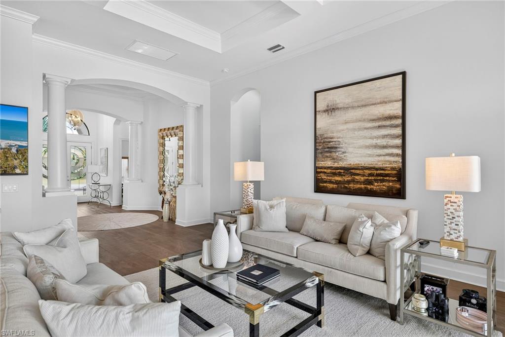 9450 Galliano TER, NAPLES