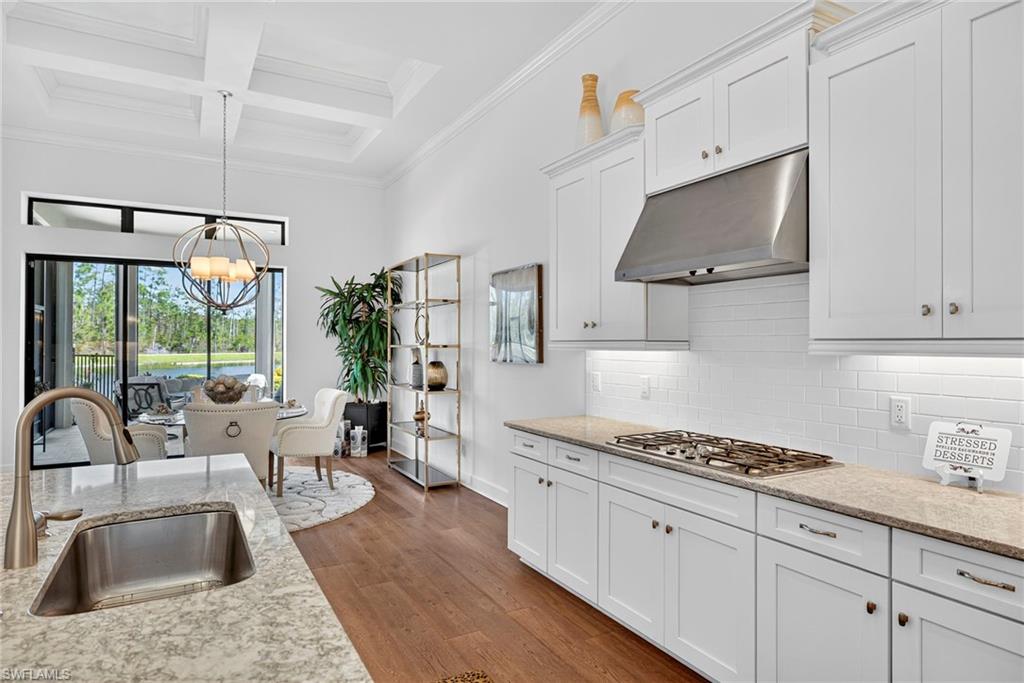 9450 Galliano TER, NAPLES