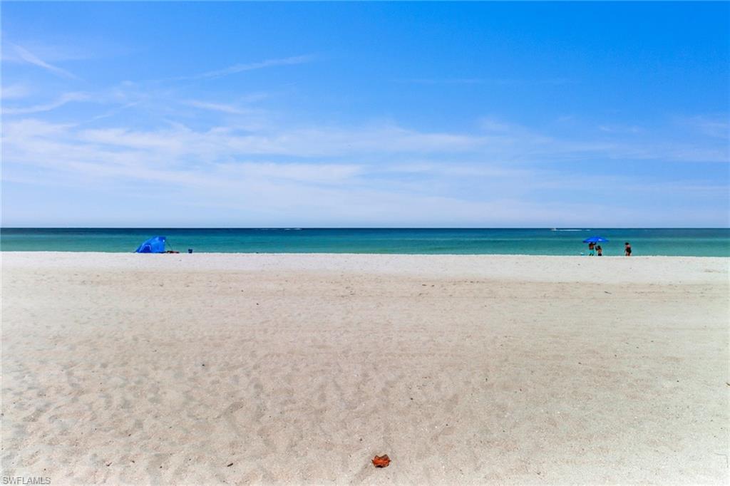 3399 Gulf Shore BLVD N # 303