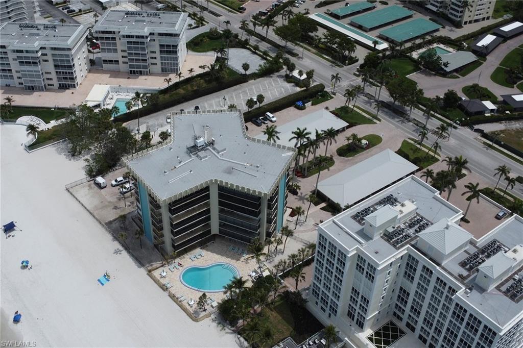 3399 Gulf Shore BLVD N # 303